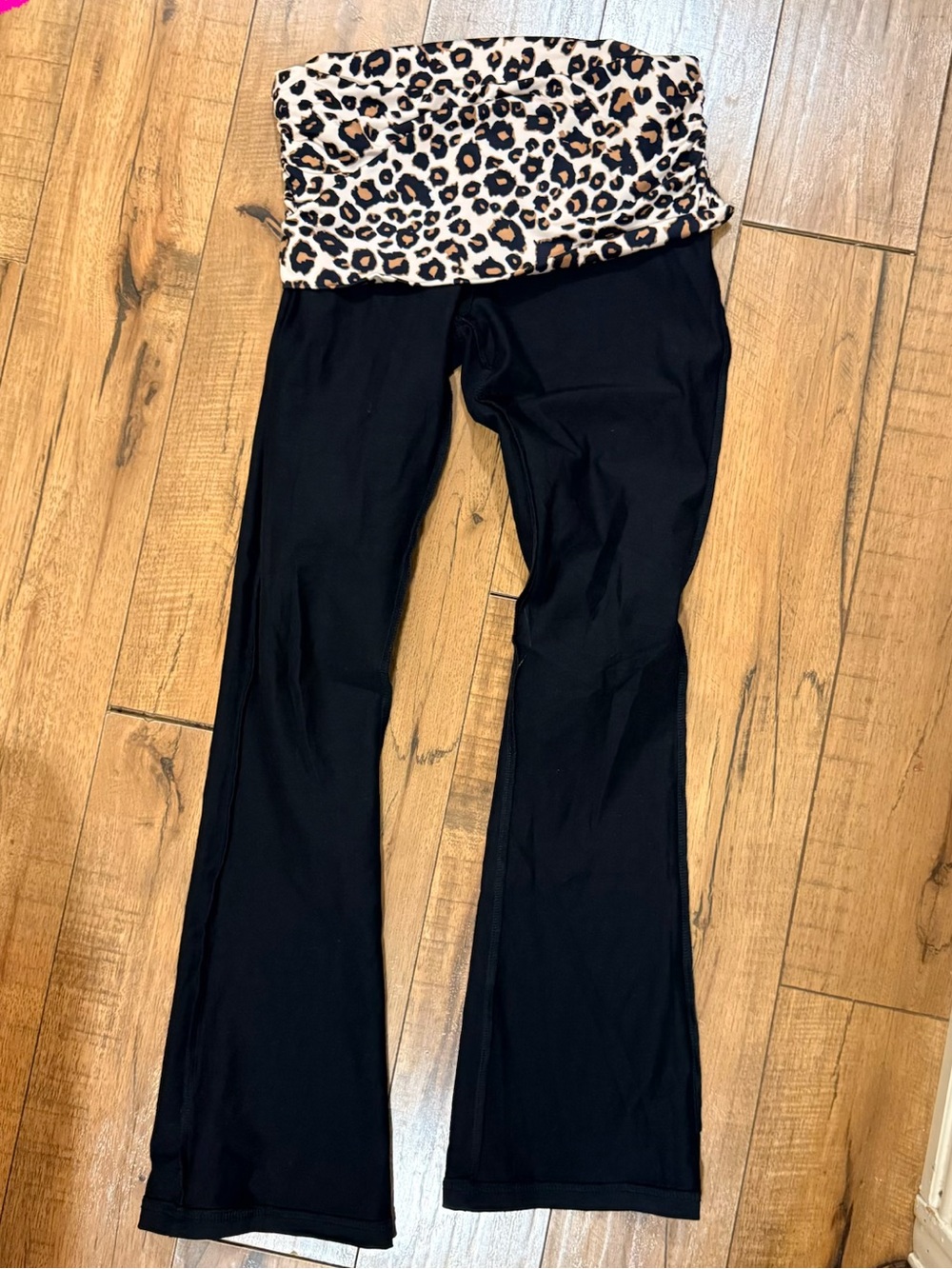 Leopard Fold-Over Waist Black Maternity/Active Leggings